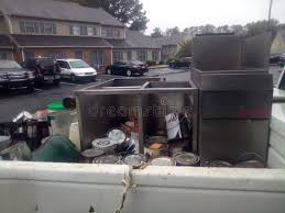 Best Donation Pickup Services  in Lomira, WI